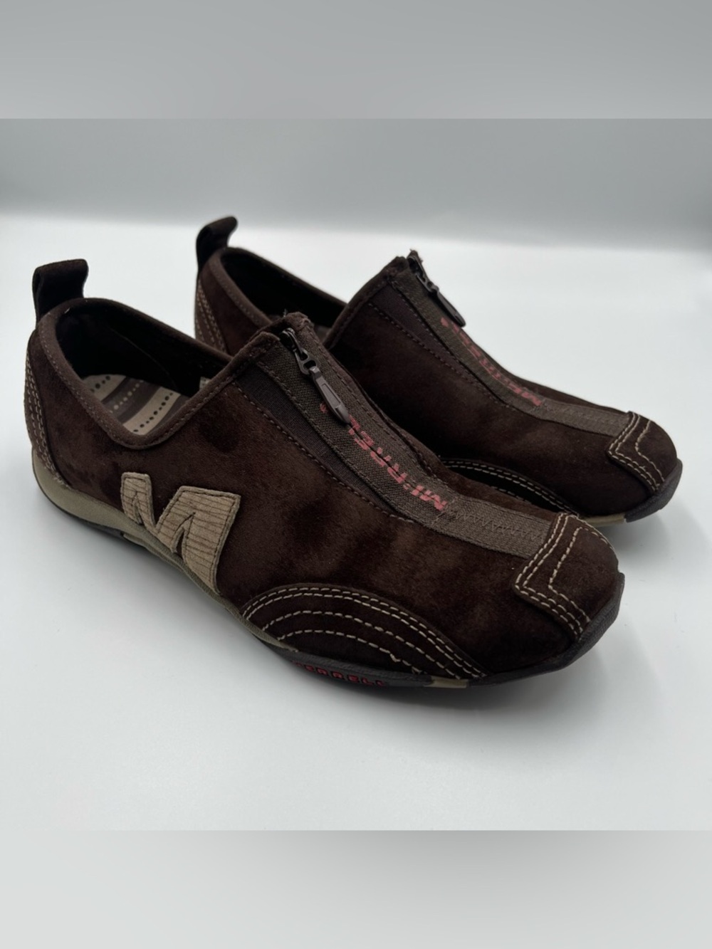 Merrell Women’s 5.5 Barrado Leather Front Zip Slip on Shoes Low Profile Sporty